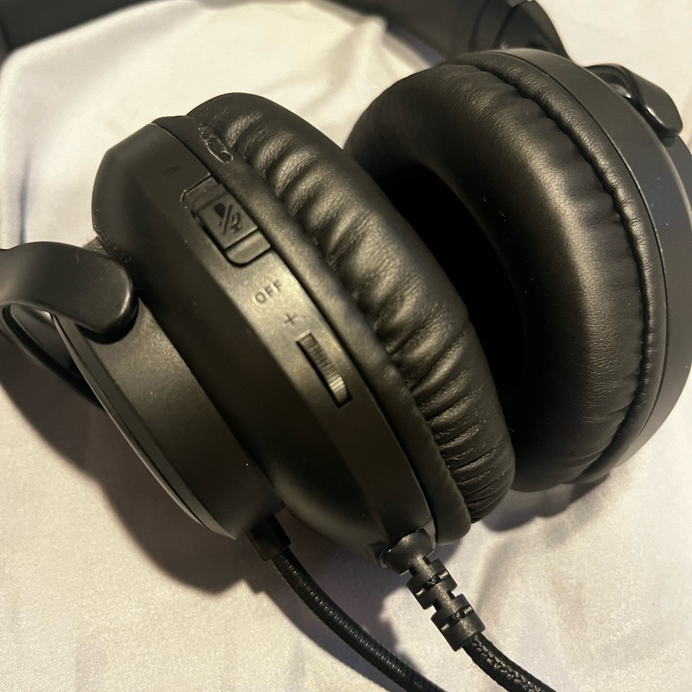 Wired Gaming Headset with Microphone - Picture 5 of 7